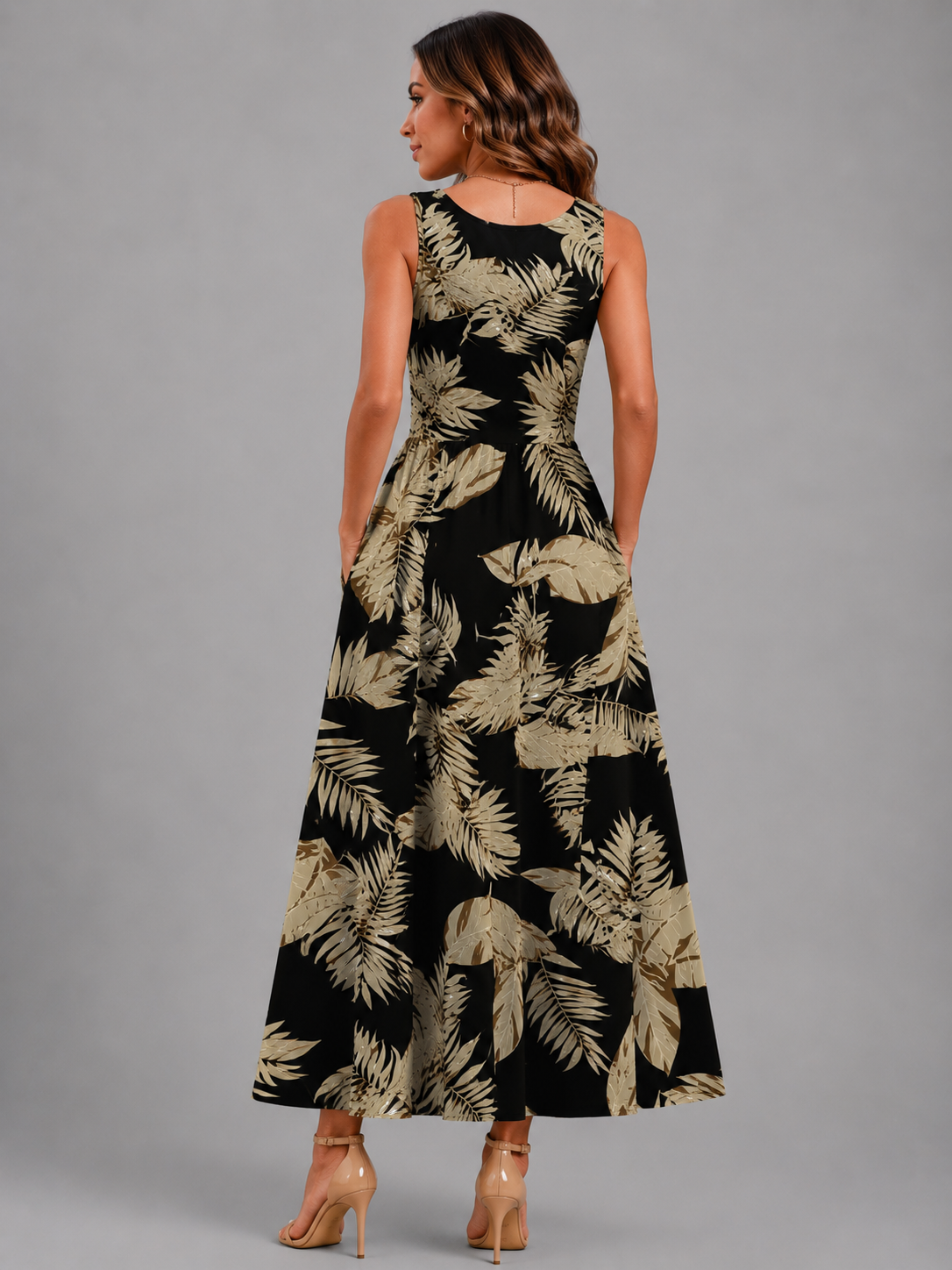 Boho-henkinen niskasta solmittava midimekko