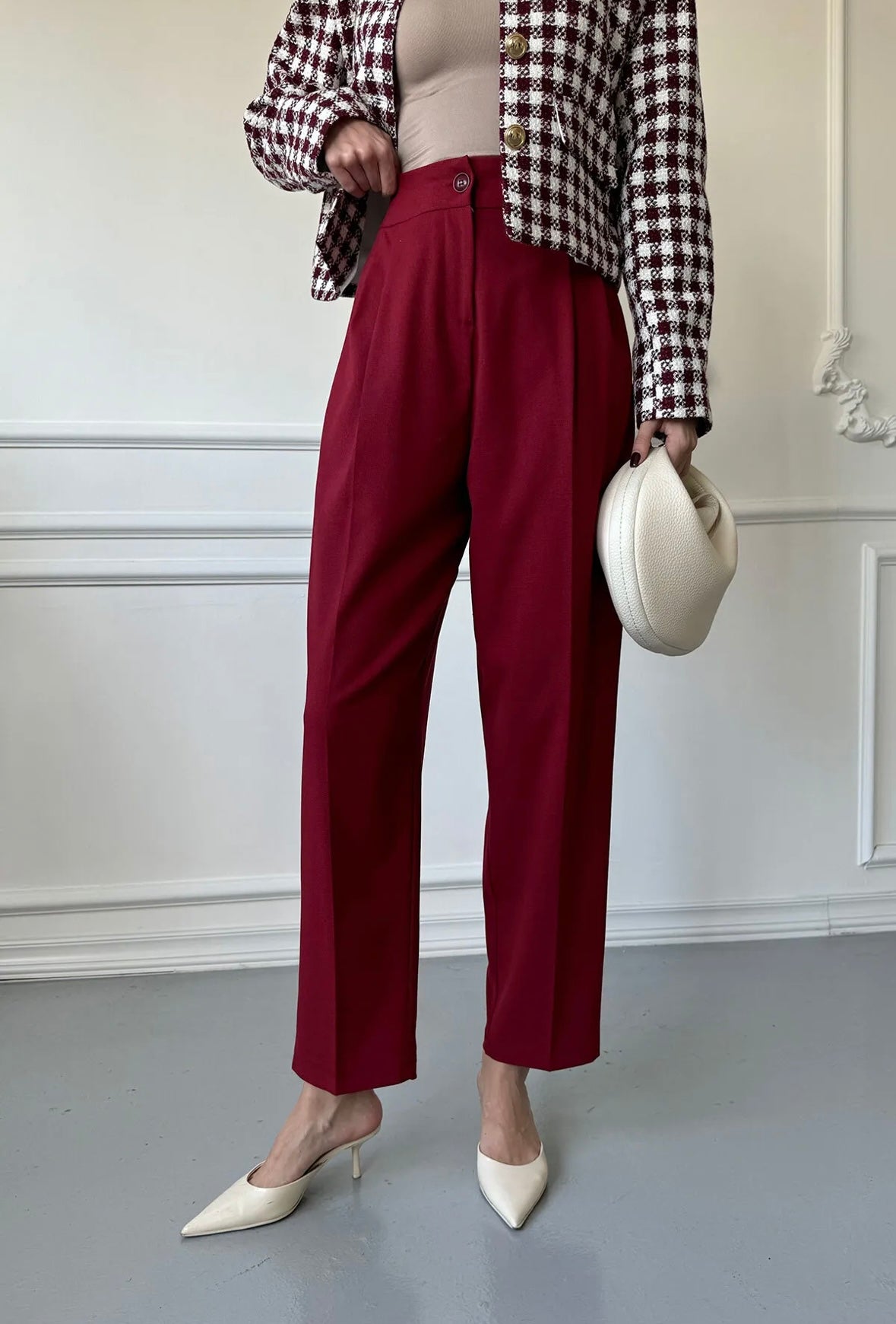 Monikäyttöiset klassiset slim fit -puvunhousut