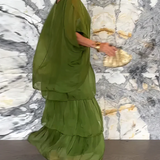 Shina – elegantti laskeutuva maksimekko