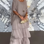 Shina – elegantti laskeutuva maksimekko