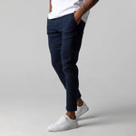 Miesten tyylikkäät slim fit -chinot